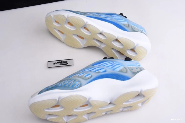 G54850 IN ADIDAS YEEZY DARK 700 THE V3 GLOW 0815